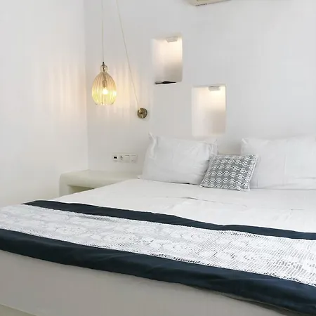 Taki's Guests Bed & Breakfast 3*