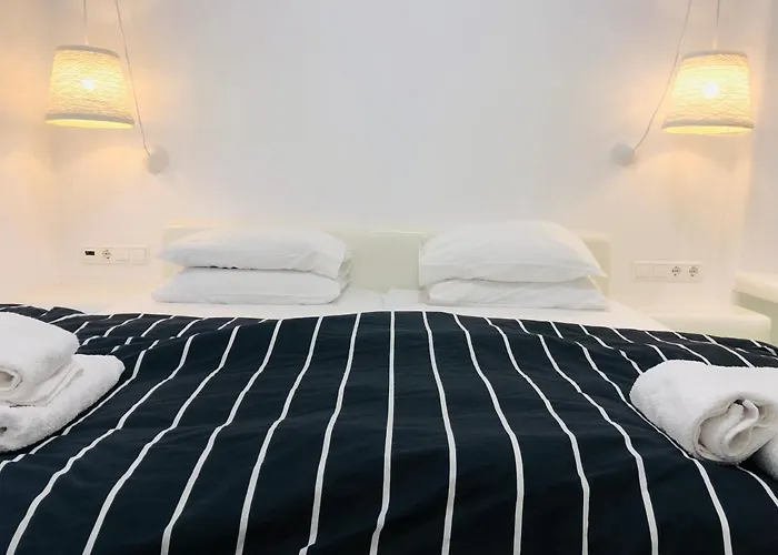 Taki's Guests Bed & Breakfast 3*